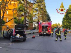 Vignola: auto finisce contro colonnina di distribuzione gas, erogazione sospesa per condominio vicino